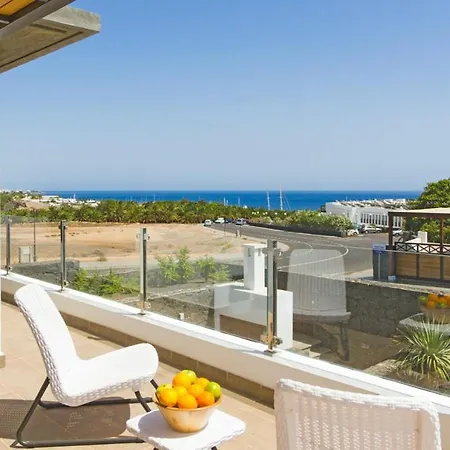 Sleeps 10 Pool Air Con Wifi Пуэрто-Калеро