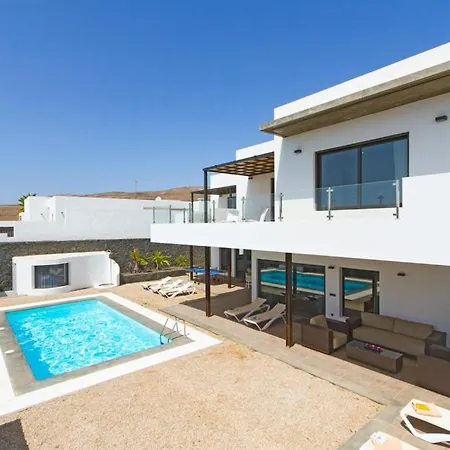 Villa Sleeps 10 Pool Air Con Wifi Puerto Calero